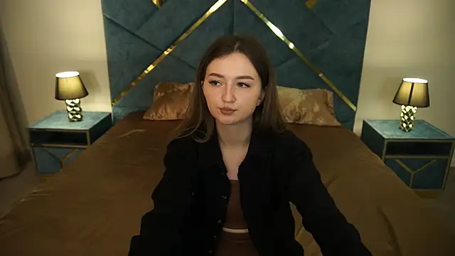 CyrenaLuxe webcam