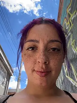 sadashi_moon_ofice webcam