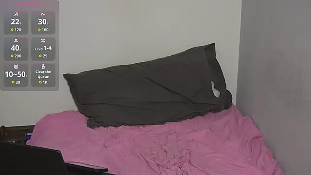 JohnDou2144 webcam