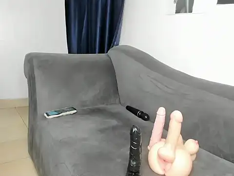 tinydolll webcam