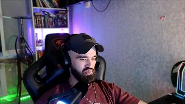 _Serious_Man webcam