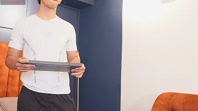 AdrianMiless webcam