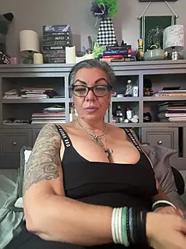 dieseldame1313 webcam