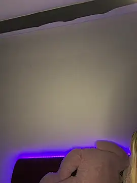 Zoey__08 webcam