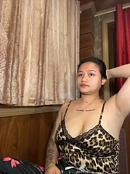 Welodynne - Female webcam sex chat