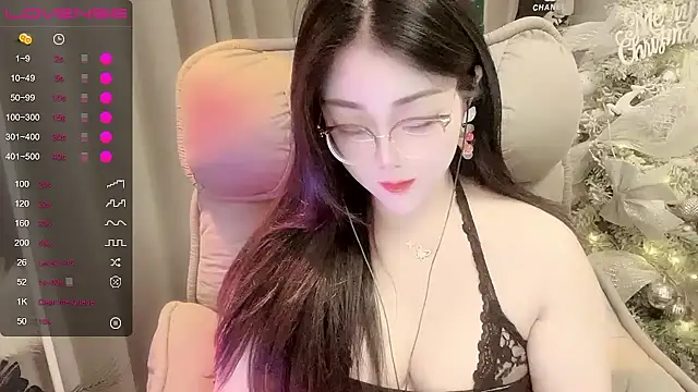 Monica-666888- webcam