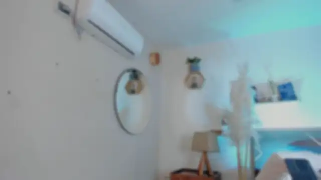 YariRose webcam