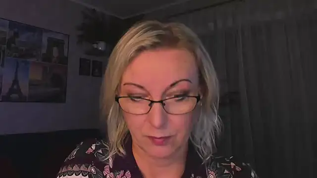 vanessa_chat