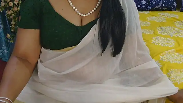 Mallu_Manisha webcam