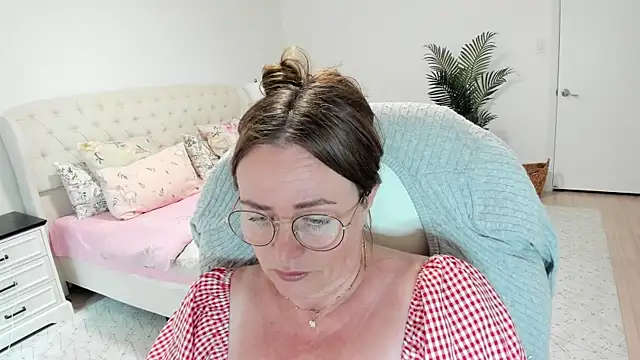 Vika73 webcam