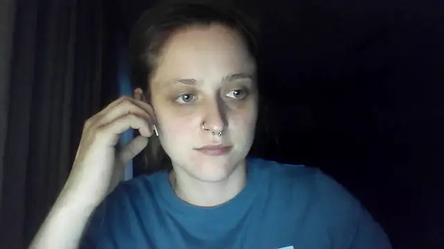 LeaWetGirl webcam