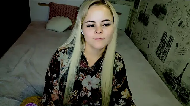 lovely-eyes webcam