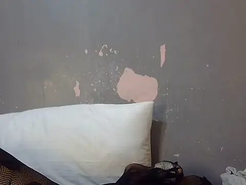 Petite_Ebony10