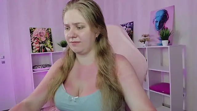 Megan_Violer webcam