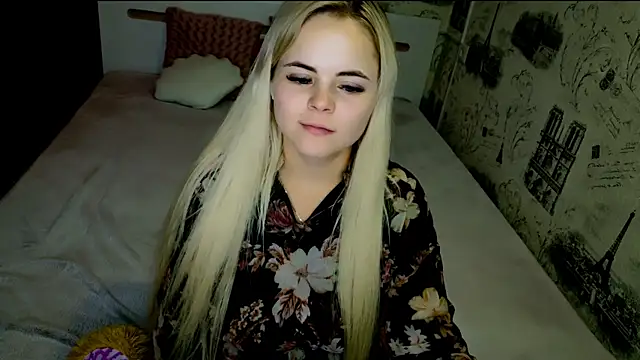 lovely-eyes webcam