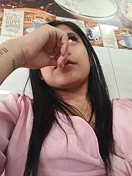 Alahia_Myers webcam