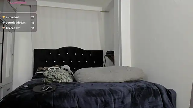 Amy_Aloqua webcam