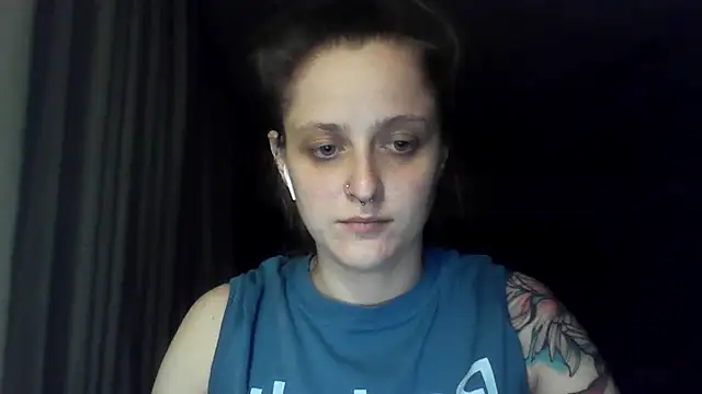 leawetgirl - LeaWetGirl's free webcam - UK Sex Cams