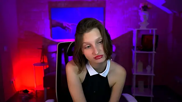 EllaHorton webcam