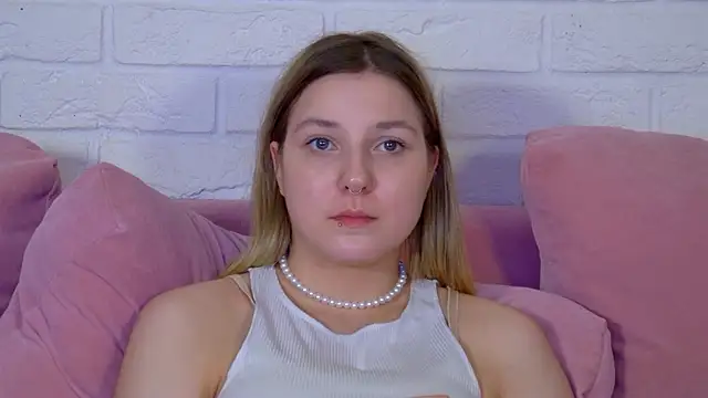TinnaBurton webcam