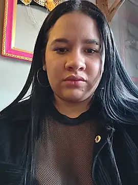 Kendra-daring webcam