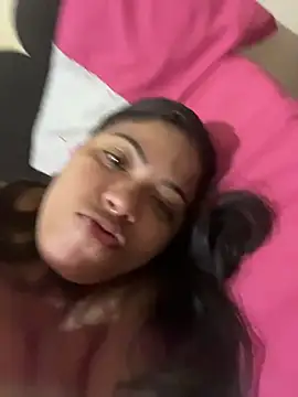 ZahraAmira_ webcam