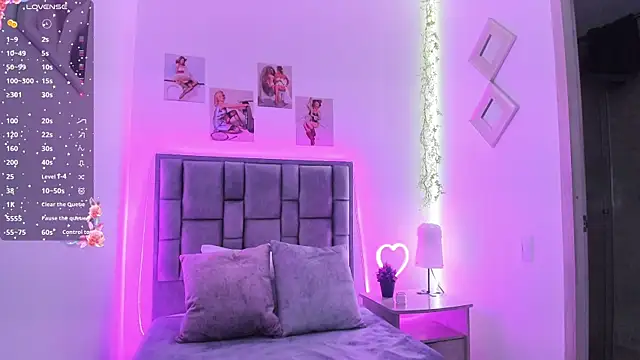 Dana_grey_ webcam