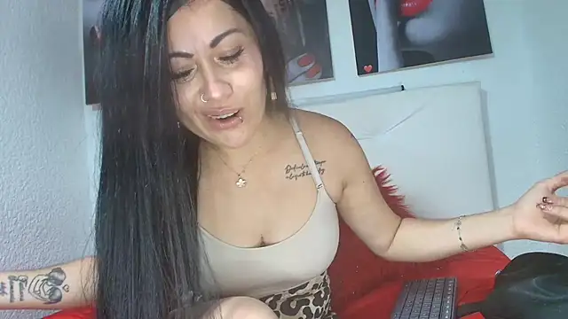 Tania_mature webcam