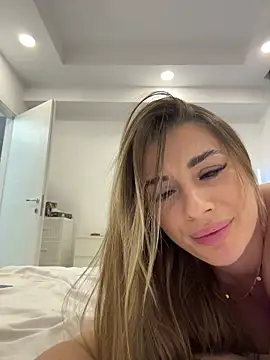 IsabellaEtthan live Stripchat room