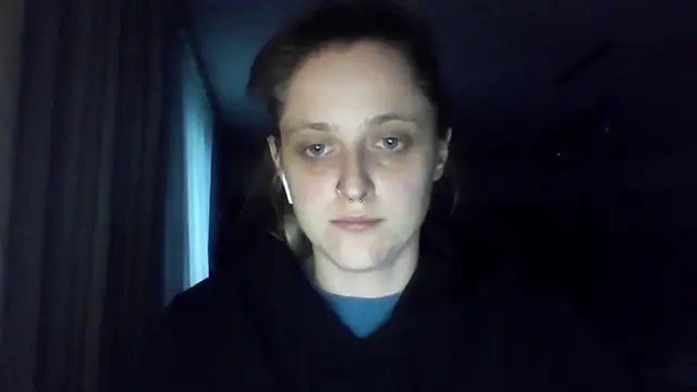 LeaWetGirl webcam