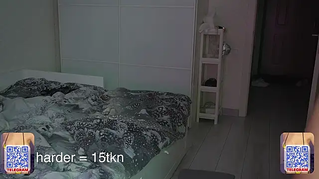 cream_fucks webcam