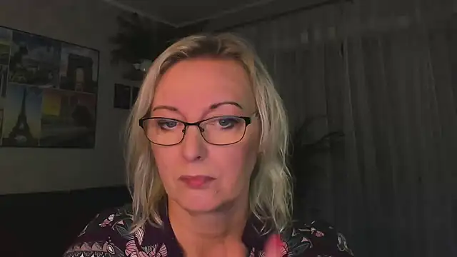 vanessa_chat live cam on StripChat