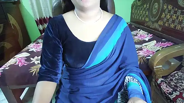 BengaliQueenStar webcam