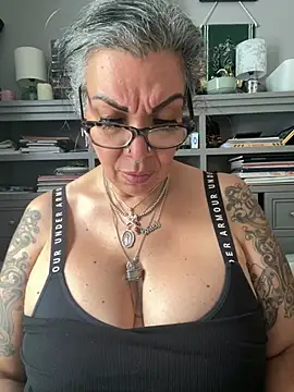 dieseldame1313 webcam