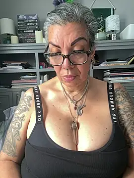 dieseldame1313 webcam