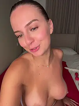 Juliakhaleesii2
