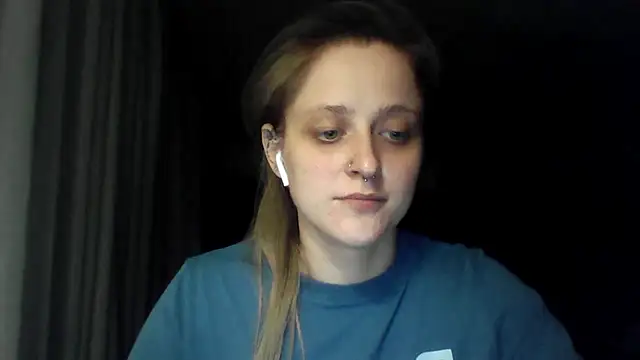 LeaWetGirl webcam