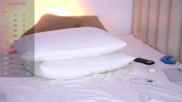 AishaSins webcam