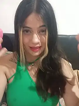 Megan_nica live cam on StripChat