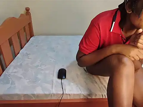 Luna_en_Gee webcam