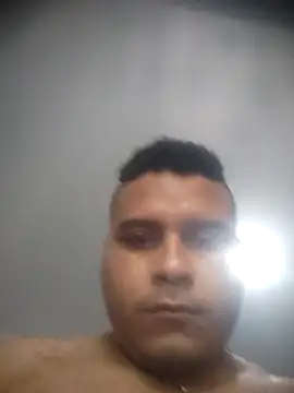 SaucyAffair0 live cam on StripChat