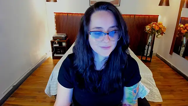 KatherineBond webcam