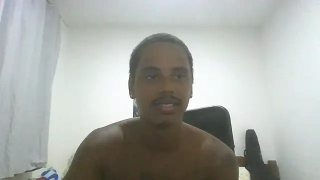 ONegodoce25 live cam on StripChat