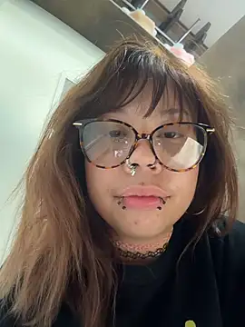moan4mona webcam
