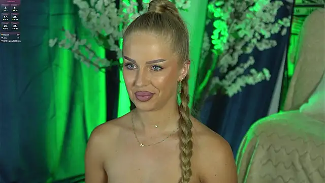 AubrieleRouj1 webcam