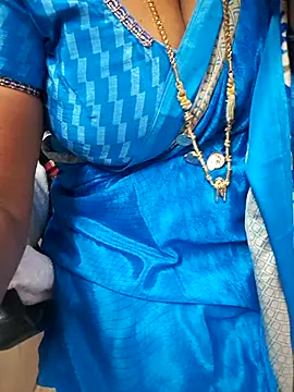 Tamil_Ammani webcam