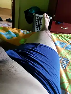 LuisMario90 live cam on StripChat