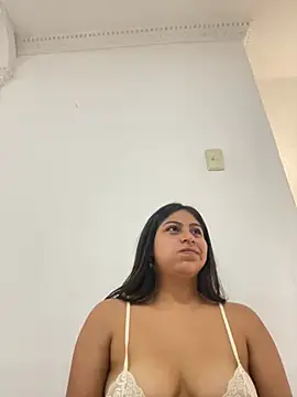 SweetsLatinas webcam