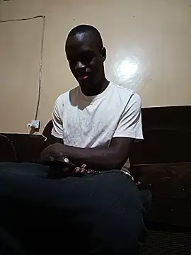 janvierer live cam on StripChat