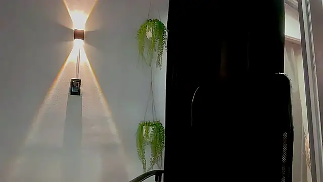 MarcellaGriffin webcam